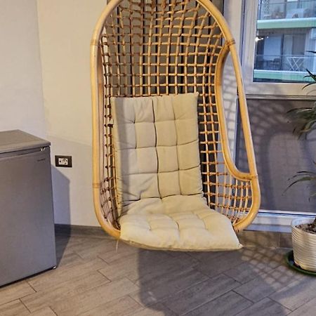 Luxury Suite Alezzi Beach Apartment Piscina Incalzita Sauna Jacuzzi Parking Нэводари Экстерьер фото