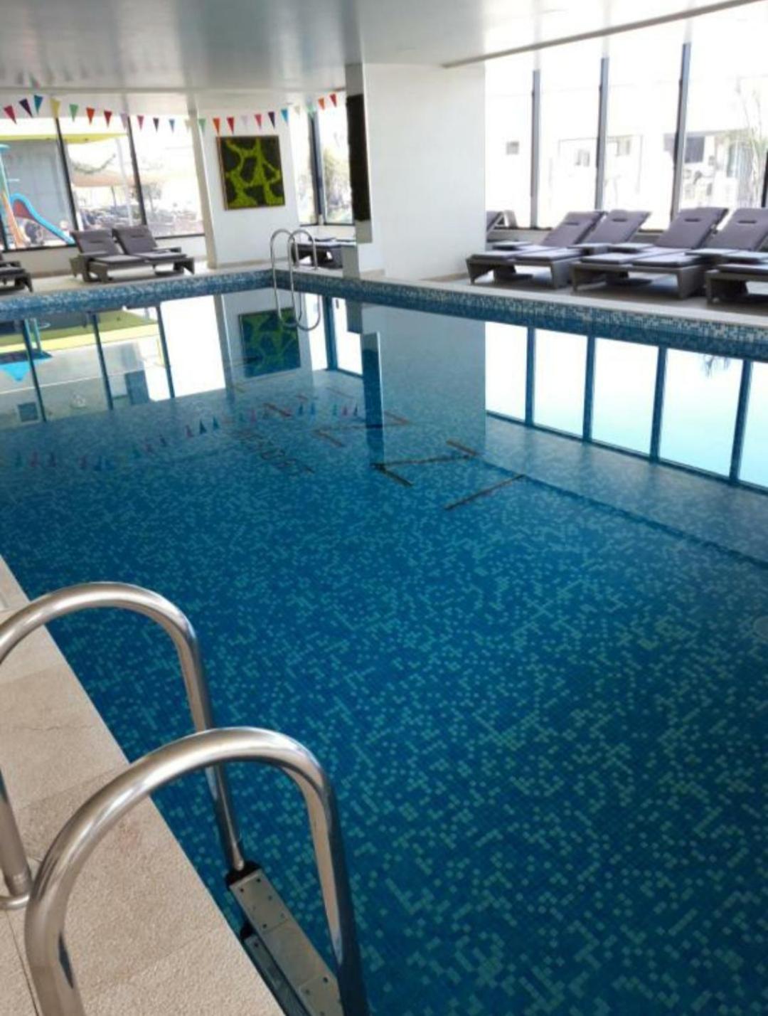 Luxury Suite Alezzi Beach Apartment Piscina Incalzita Sauna Jacuzzi Parking Нэводари Экстерьер фото