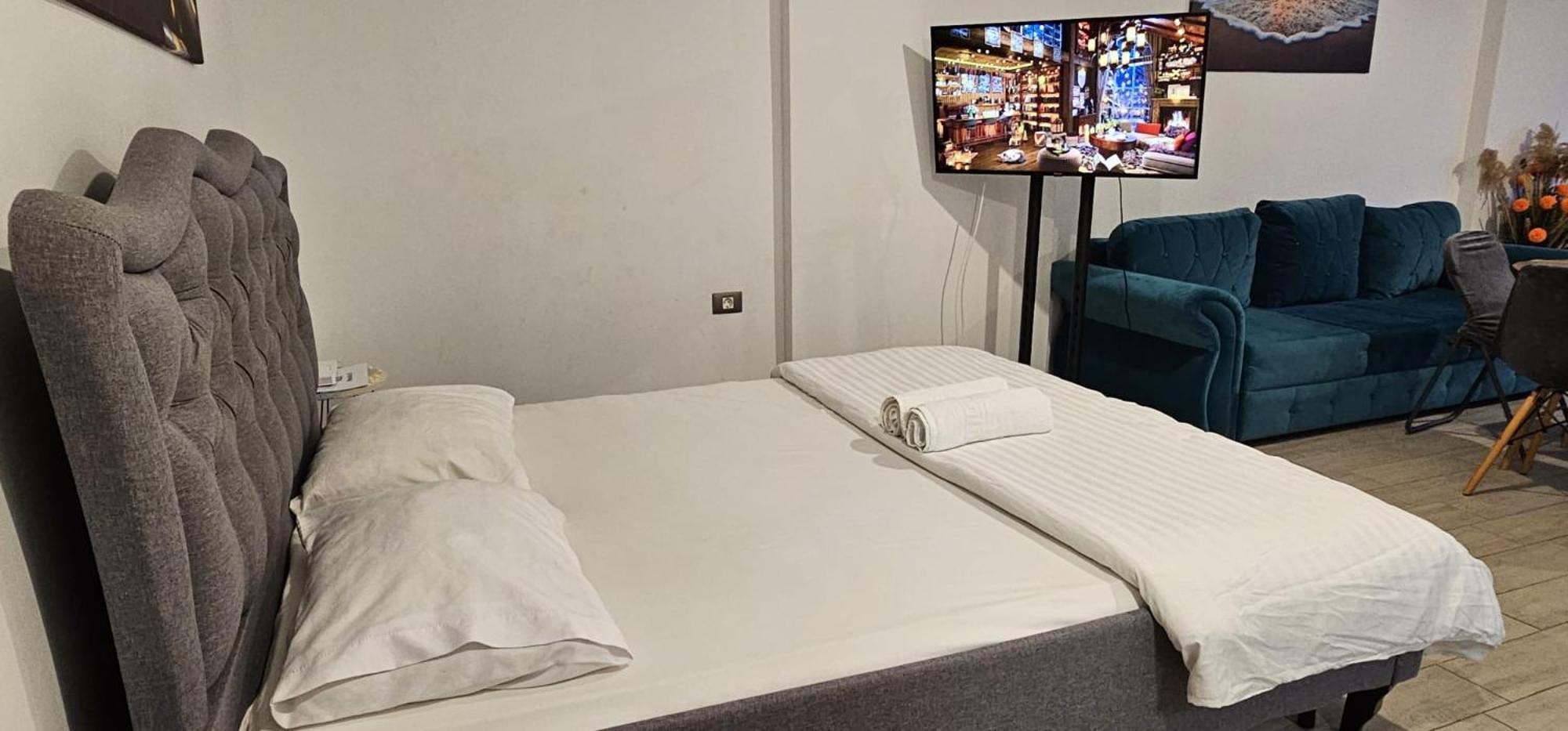 Luxury Suite Alezzi Beach Apartment Piscina Incalzita Sauna Jacuzzi Parking Нэводари Экстерьер фото