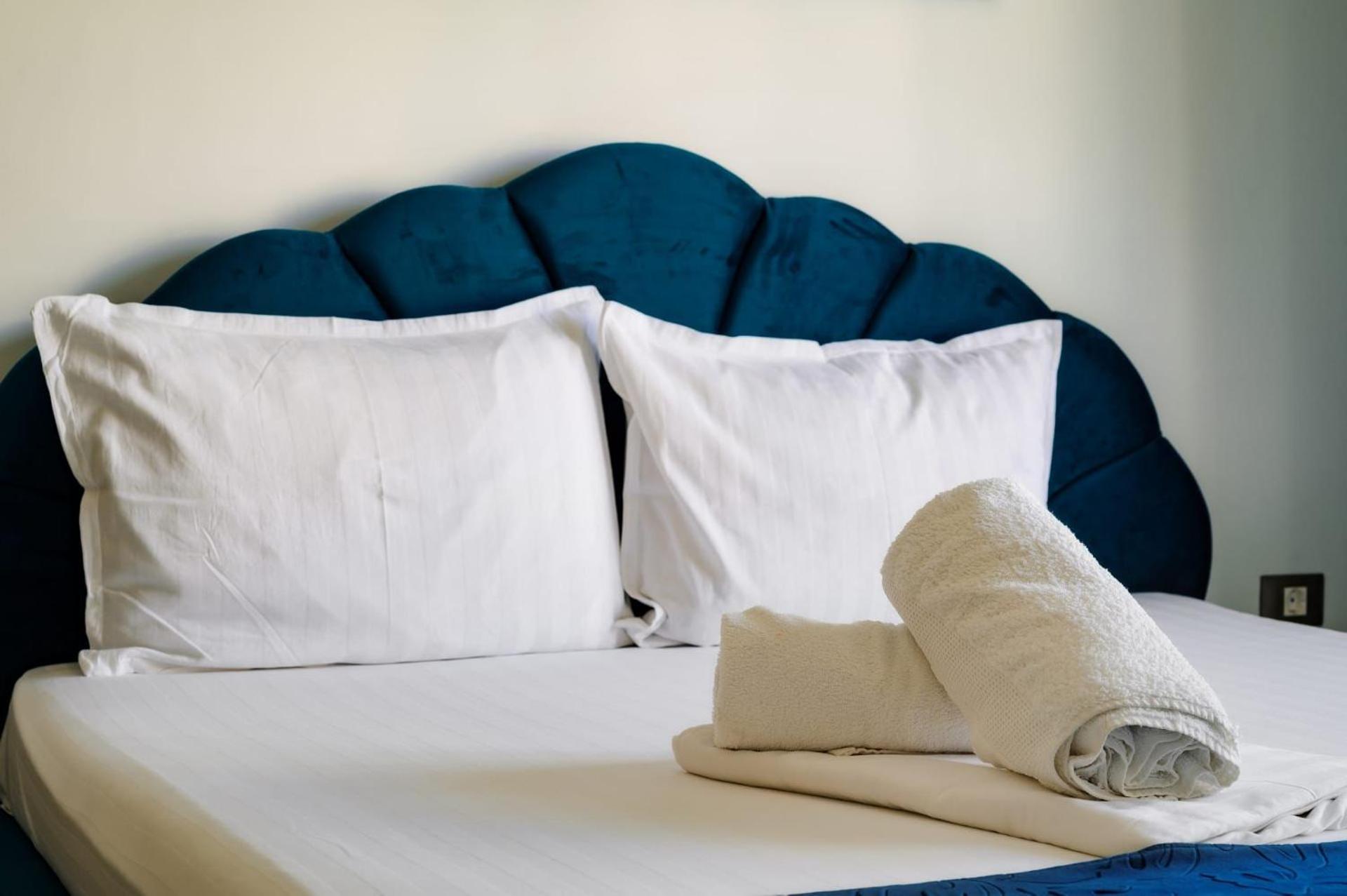 Luxury Suite Alezzi Beach Apartment Piscina Incalzita Sauna Jacuzzi Parking Нэводари Экстерьер фото